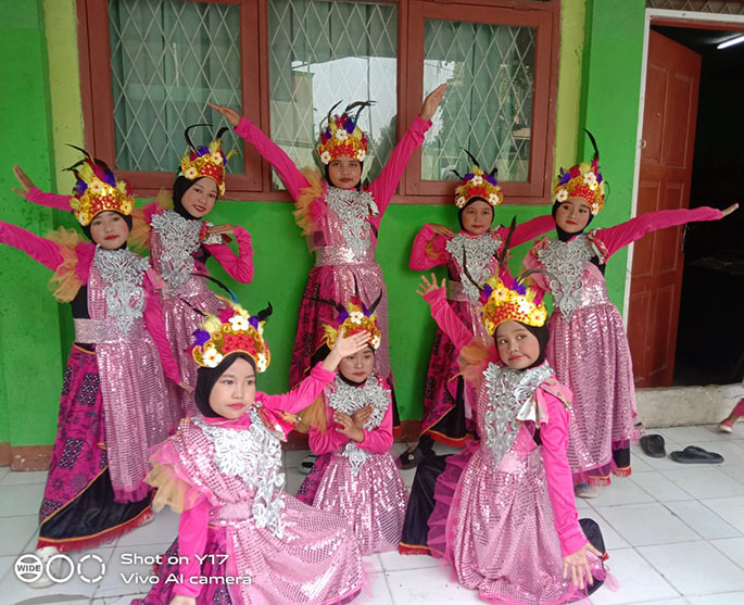 menari1 menari1